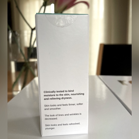 Beauty Stat Universal Moisture Essence - Picture 7 of 8